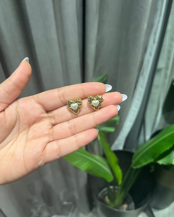 pearl heart earrings